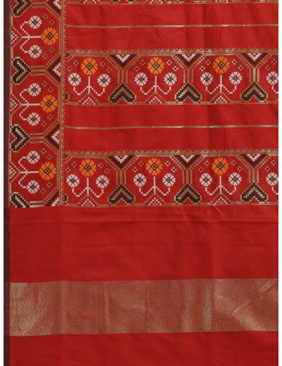 KAPAAHA Woven Dil Patola Saree (Black)